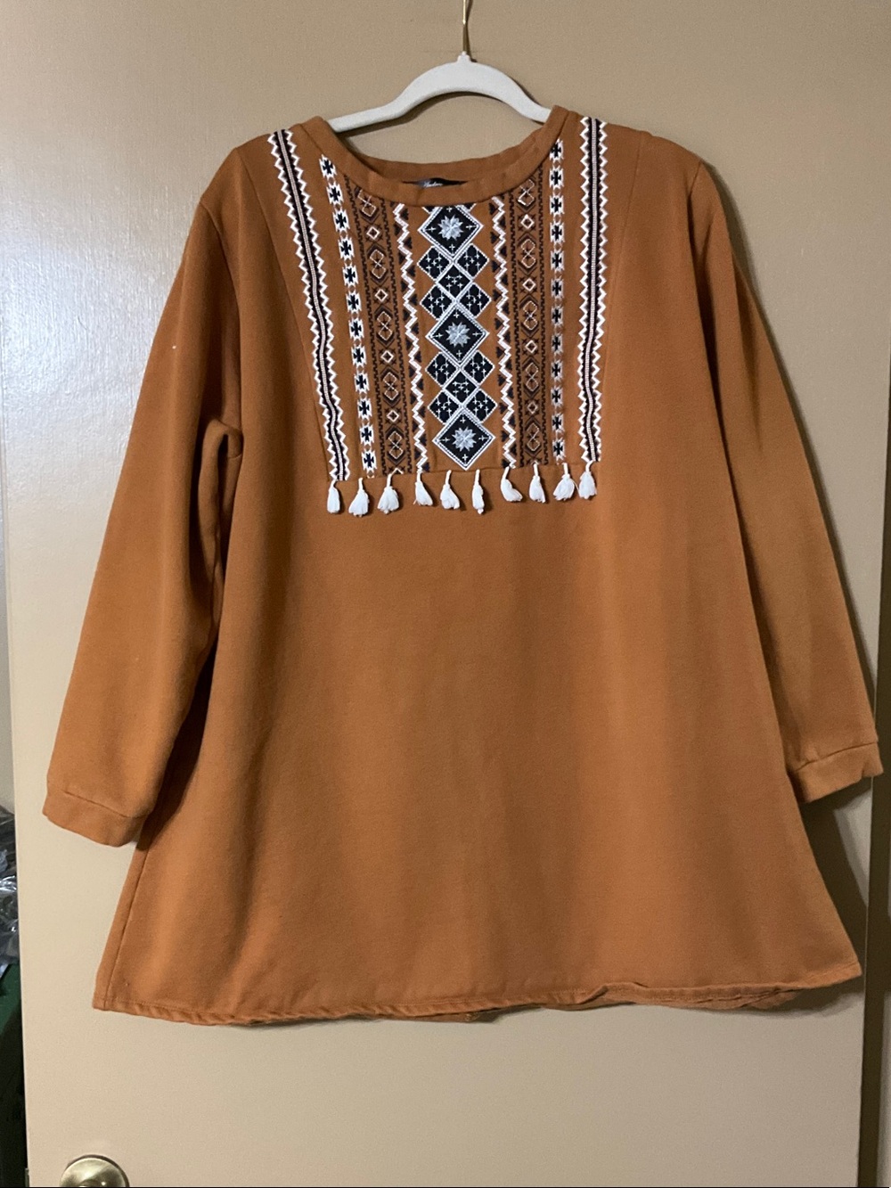 ANDREE BY UNIT Embroidered Tassel Tunic